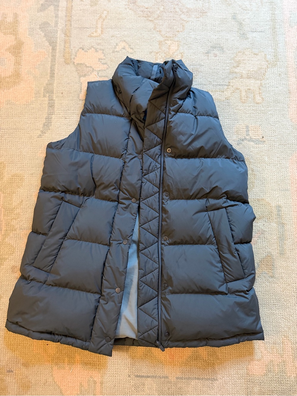 Lululemon wonderpuff vest